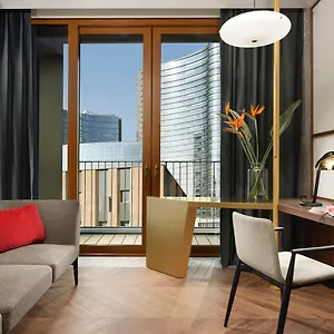 Verticale | Esperienze Hotel