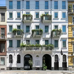 Hotel Senato